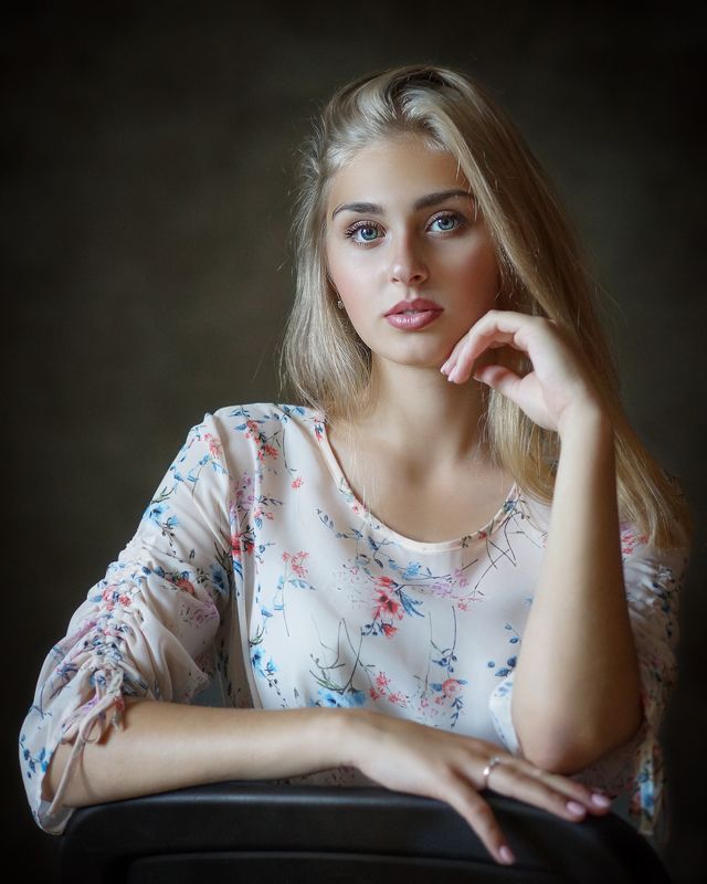 девушка, портрет Ольгаphoto preview