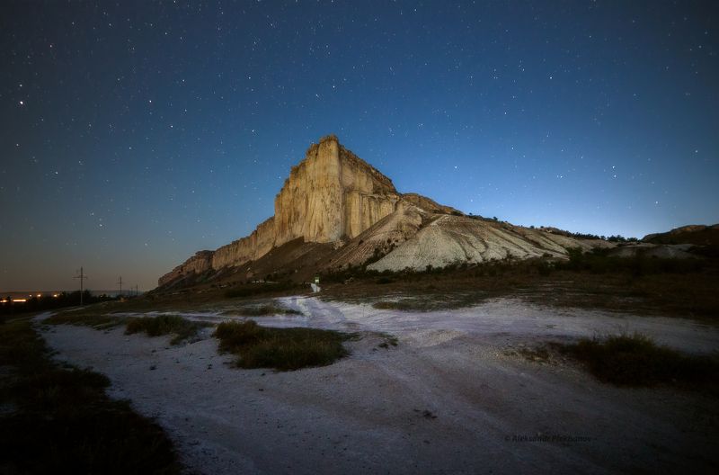 ночь В ожидании рассветаphoto preview