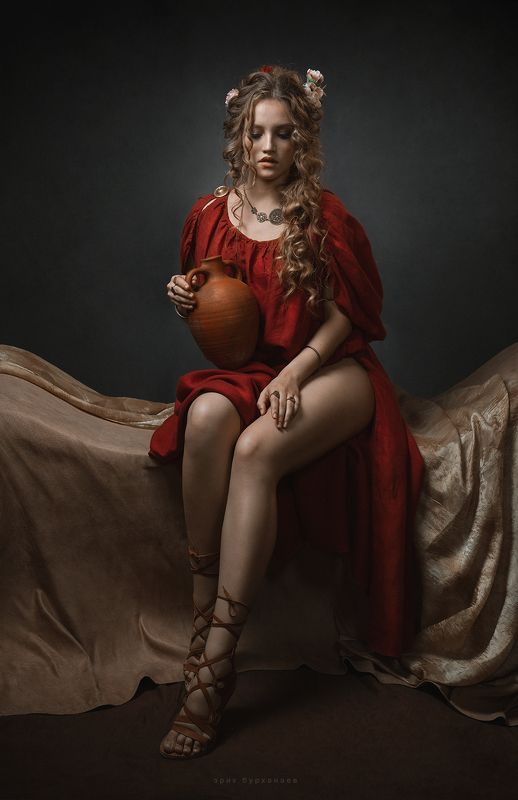 Багровый хитонphoto preview