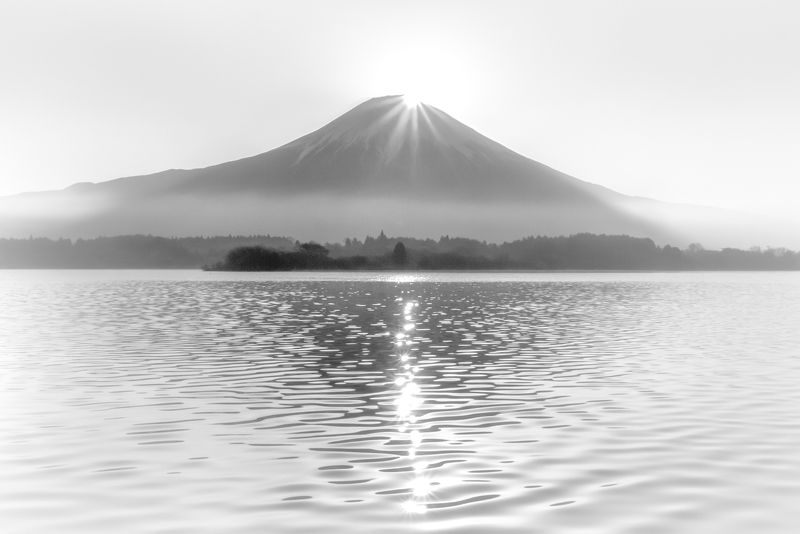Fuji,Japan,mountain,lake,sun,light,reflection Diamondsphoto preview