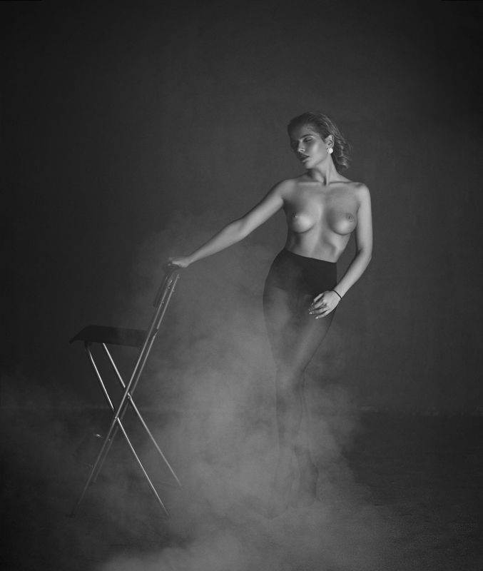 девушка,жанр,портрет,фотография,модель,арт,portrait,photography, middle,nature,soul,свет,girl,canon 35mm, woman,monochome,ню,гламур photo preview