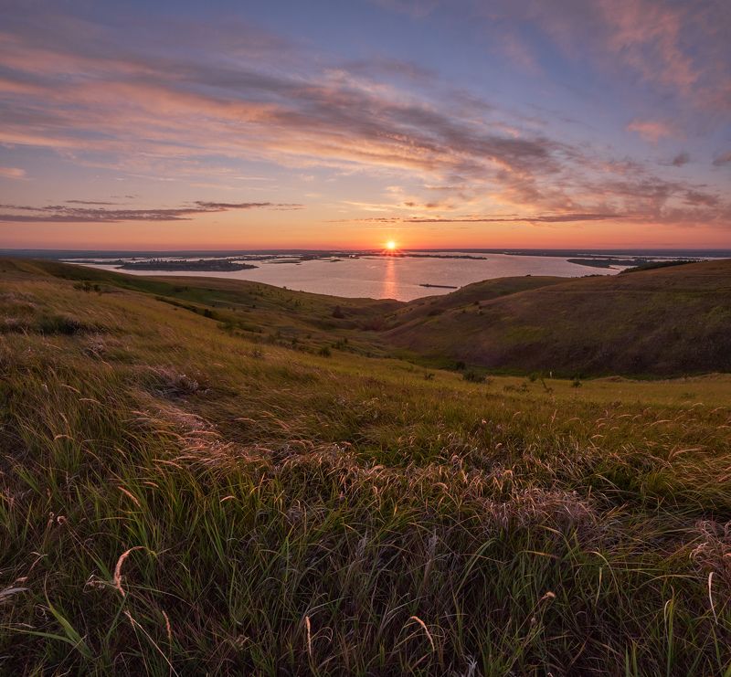 пейзаж,закат,река,свияга,волга,татарстан,панорама,лето,холмы Закат на свияжских холмах фото превью