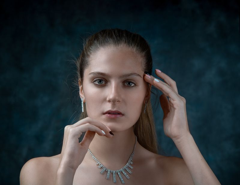 студийный портрет, красивая девушка, женский портрет, концептуальное Викторияphoto preview
