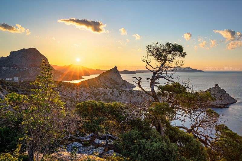 Sunrise over Novyi Svet, Crimea, Russiaphoto preview