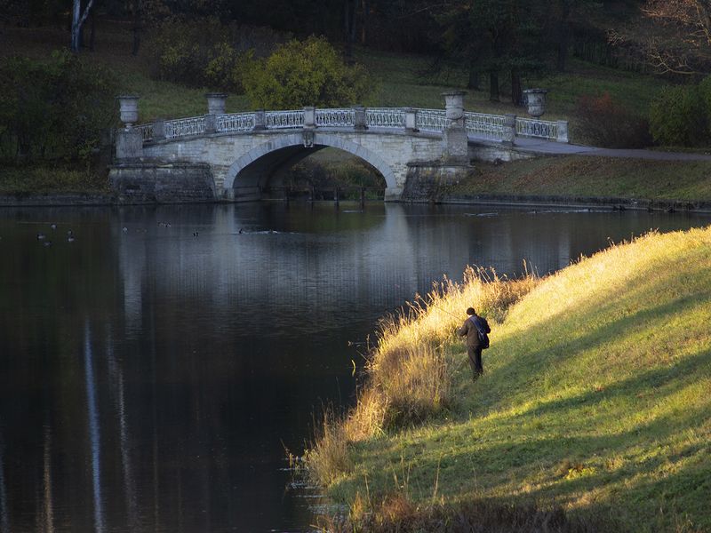 Славянка и рыбачокphoto preview