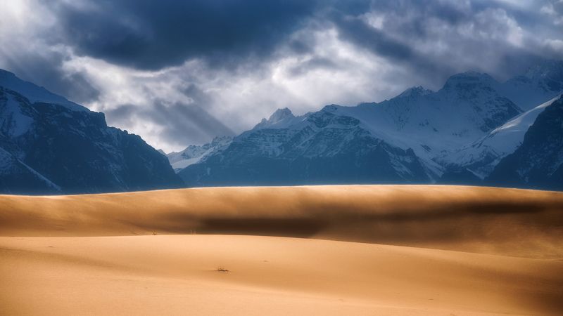 чарская пустыня,кодар,горы,забайкалье непогодаphoto preview