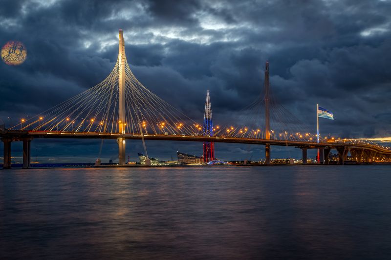 городской пейзаж, У ближнего мостаphoto preview