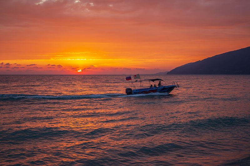 гагра, абхазия, море, горы Вечерняя Гагра (Абхазия) фото превью