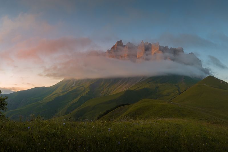 кабардино-балкария, верхняя балкария, метеген, мехтыген, перевал, курноят, скалистый хребет Бастионphoto preview