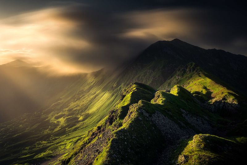 Green mountainsphoto preview