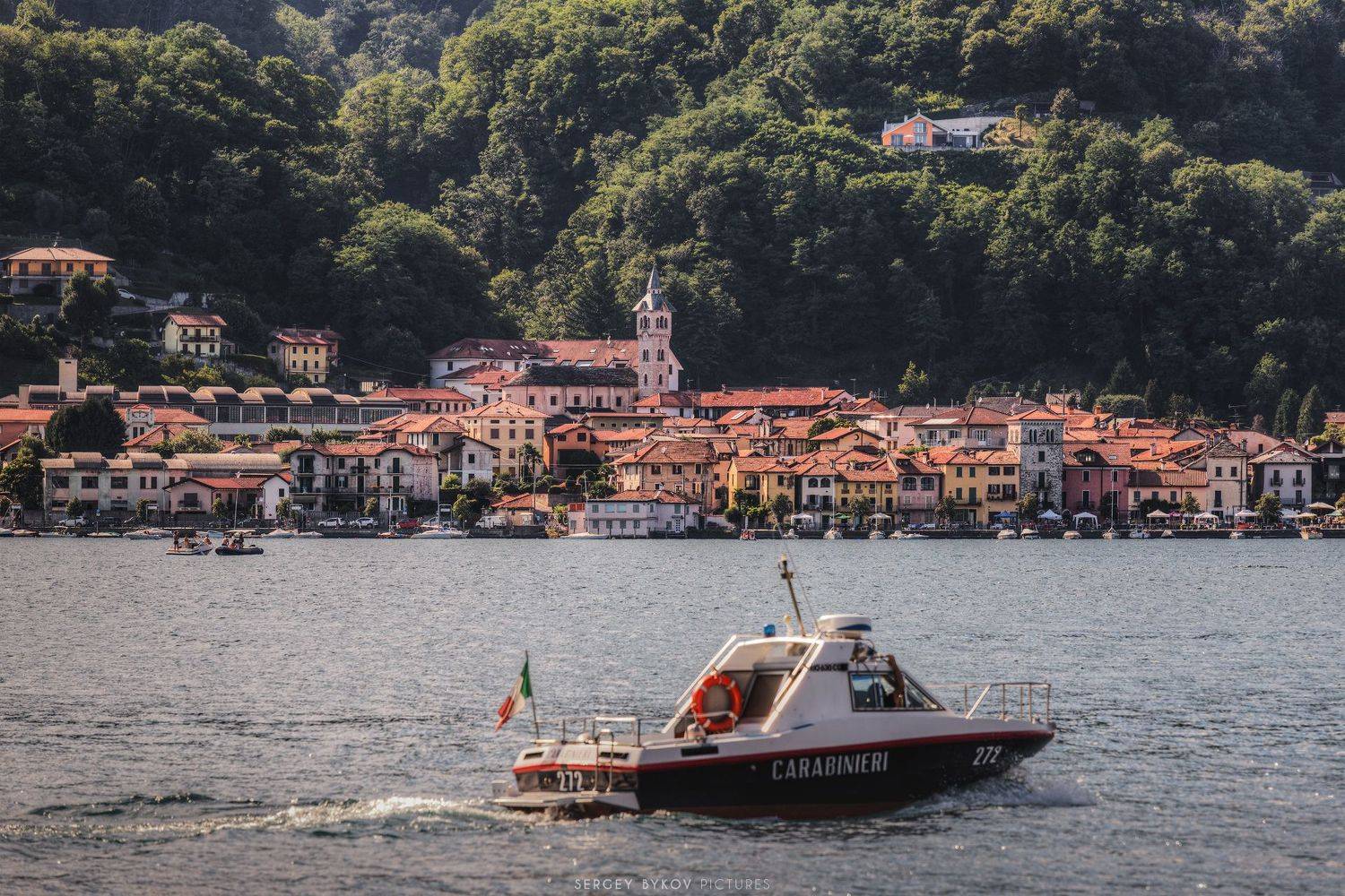 Lago d`Orta Italia. Автор: Сергей Быков , Сергей Быков