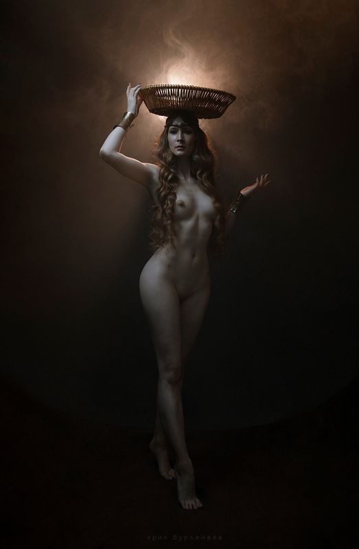 ню, nude, богиня, миф Жрицаphoto preview