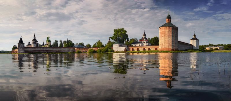 Кирилло-Белозерский монастырь Кирилло-Белозерский монастырьphoto preview