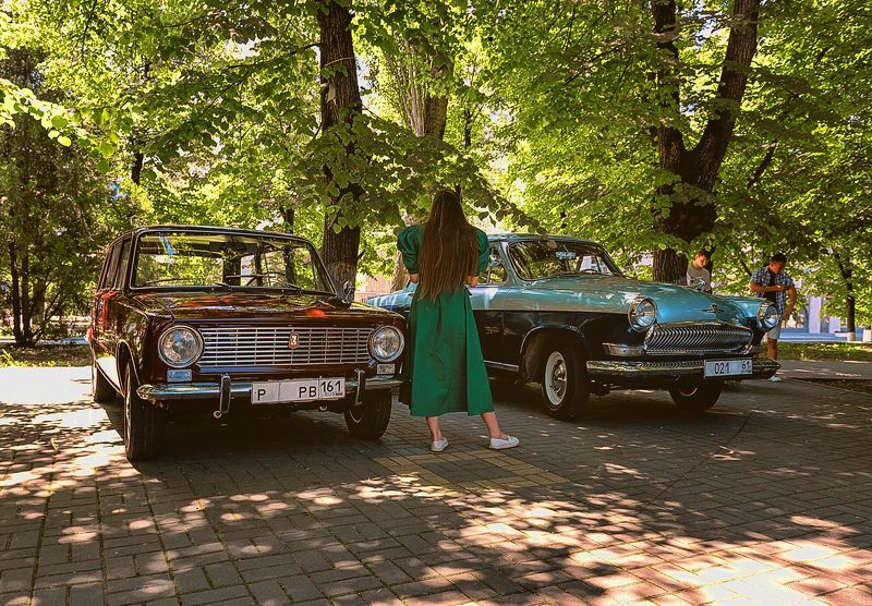 Выставка ретро автомобилейphoto preview