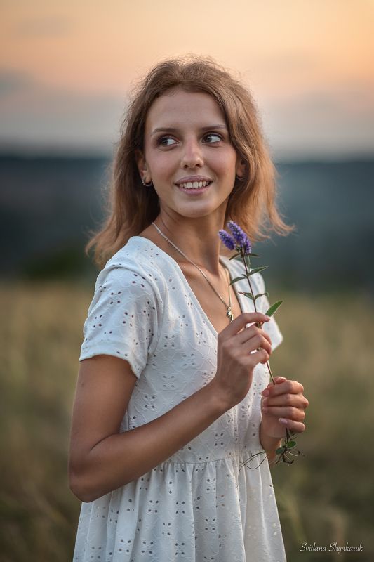 portrait, fragile, natural beauty, female portrait, sunset, flower Blue flowerphoto preview