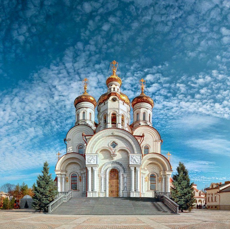 Богоявленский кафедральный соборphoto preview