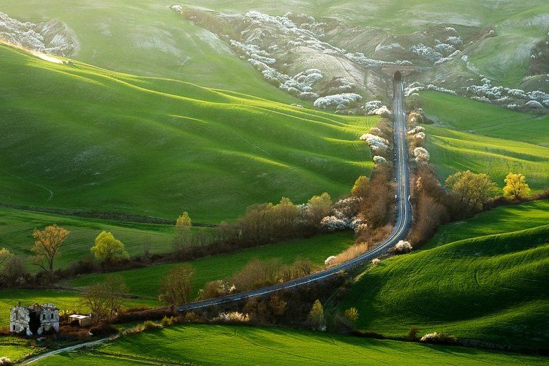 Tuscan turn ...photo preview