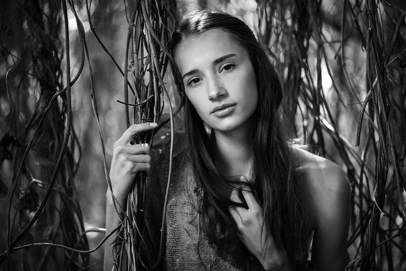 Девушка, Заросли, Лес, Хмель Маринаphoto preview