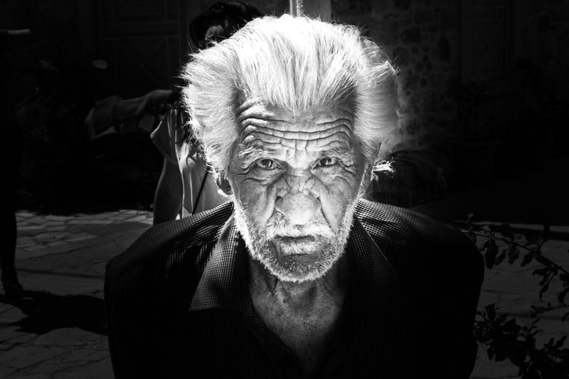 street Lion\'s headphoto preview