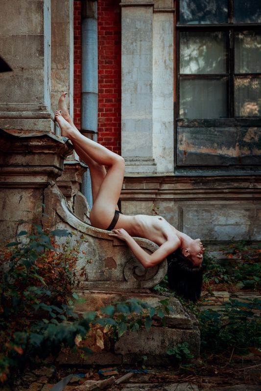 abandoned, заброшенное, модель, девушка, artnude, manor Caryatidphoto preview