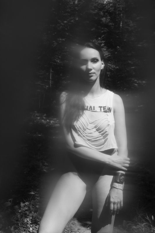 girl portrait bw Jeannephoto preview