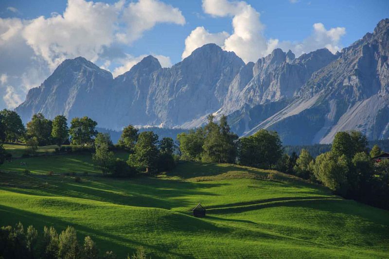 Луга и горыphoto preview