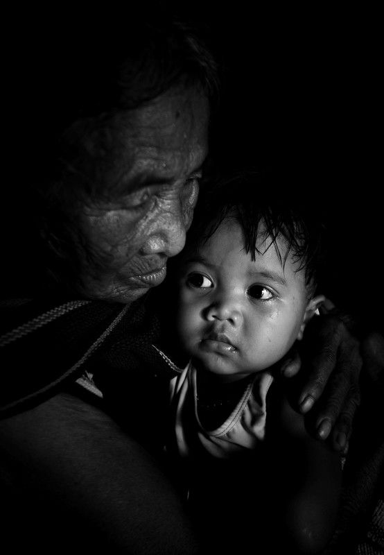 Grandma and granddaughterphoto preview