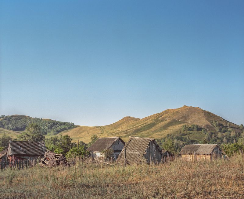 горы mamiya rb67 kodak portra160 урал Русская глубинка.photo preview