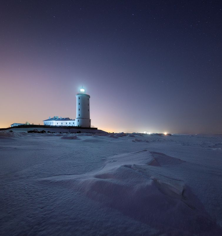 кронштадт, маяк толбухин, финский залив Маяк Толбухинphoto preview
