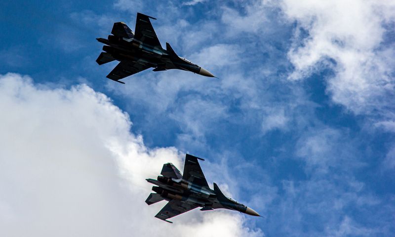 самолет, облака, истребитель, СУ, МИГ, скорость, истребители, вооружение, россия, ВВС, самолеты, гром скоростьphoto preview