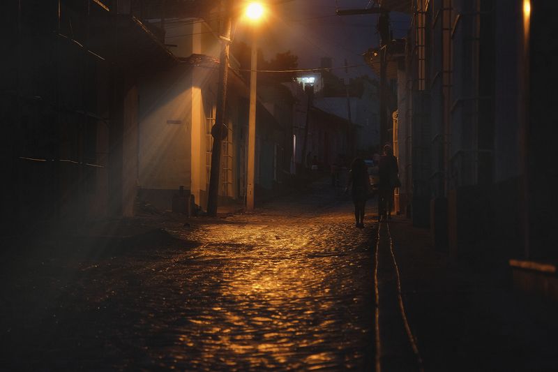 Ночь, улица, фонарь фото превью