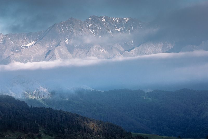 кавказ, ингушетия Парящие в воздухеphoto preview