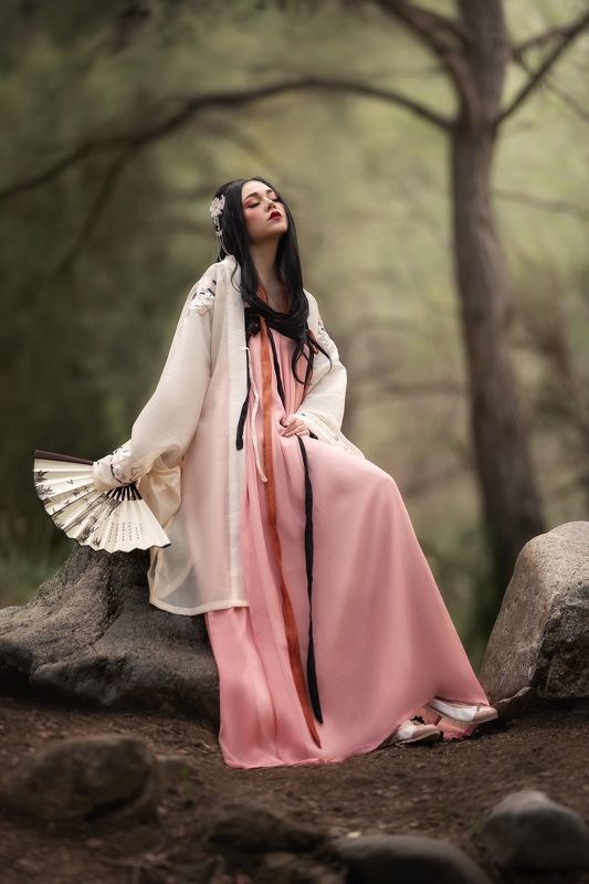 девушка фентези китай танцовщица ханфу красавица Китайская танцовщицаphoto preview