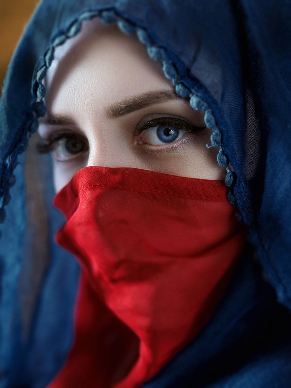 #photo #photosession? #portraits #Ukraine #model #studio #blu #tfp #exotic #eyes #east #art #poltava #girl #head #interesting #портрет #полтава #фотограф #фото Жаннаphoto preview