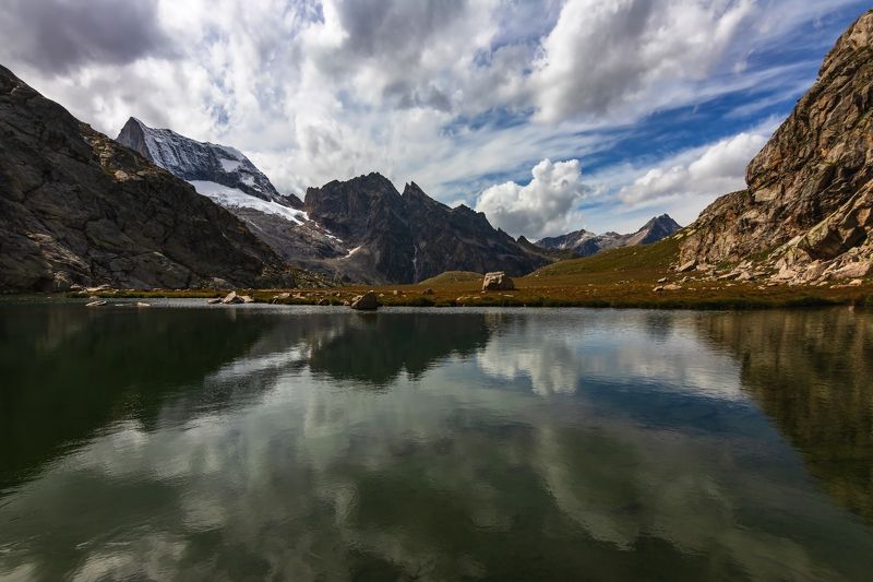 горы,восхождение,кавказ,облака отражаясь в облаках....photo preview