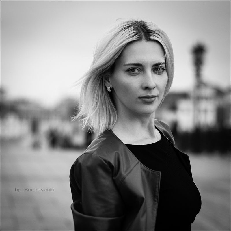 girl,woman,eyes,beauty,portrait,fashion,light,девушка,портрет,москва,свет, глаза Alesyaphoto preview