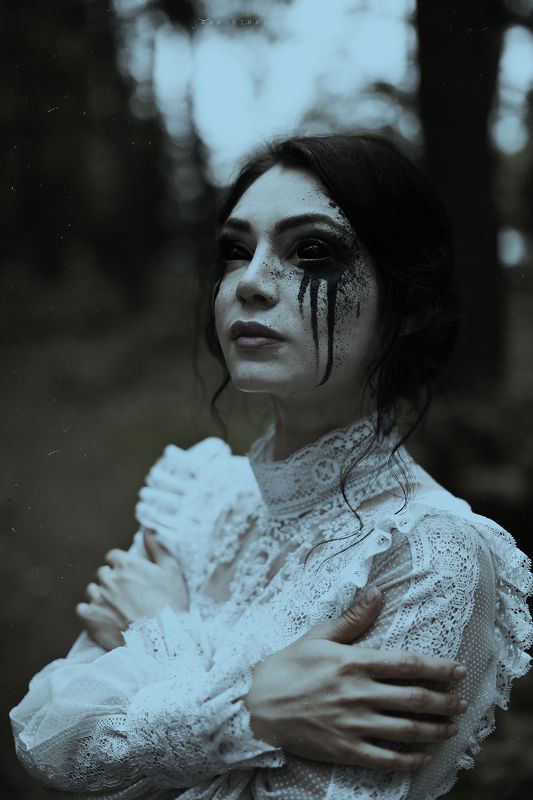 dark, art, horror, girl, fine-art, photo, portrait  Л е с н а я   п е ч а л ь photo preview