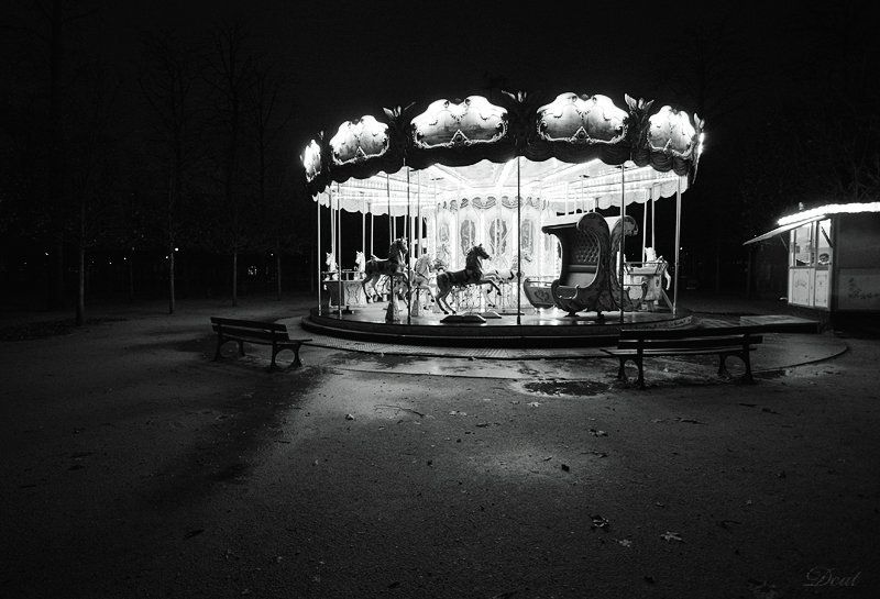 франция, париж, карусель, парк, детство, вечер Карусель..photo preview