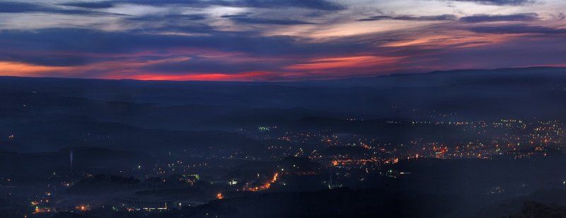 кисловодск, малое седло, холмы, туман с гор, ночь Кисловодск отходит ко снуphoto preview