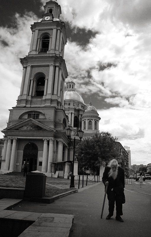 город, москва проходящие мимо фото превью