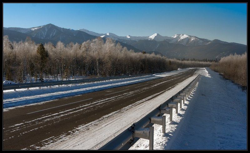 зима, дорога, горы Зовут дорогиphoto preview