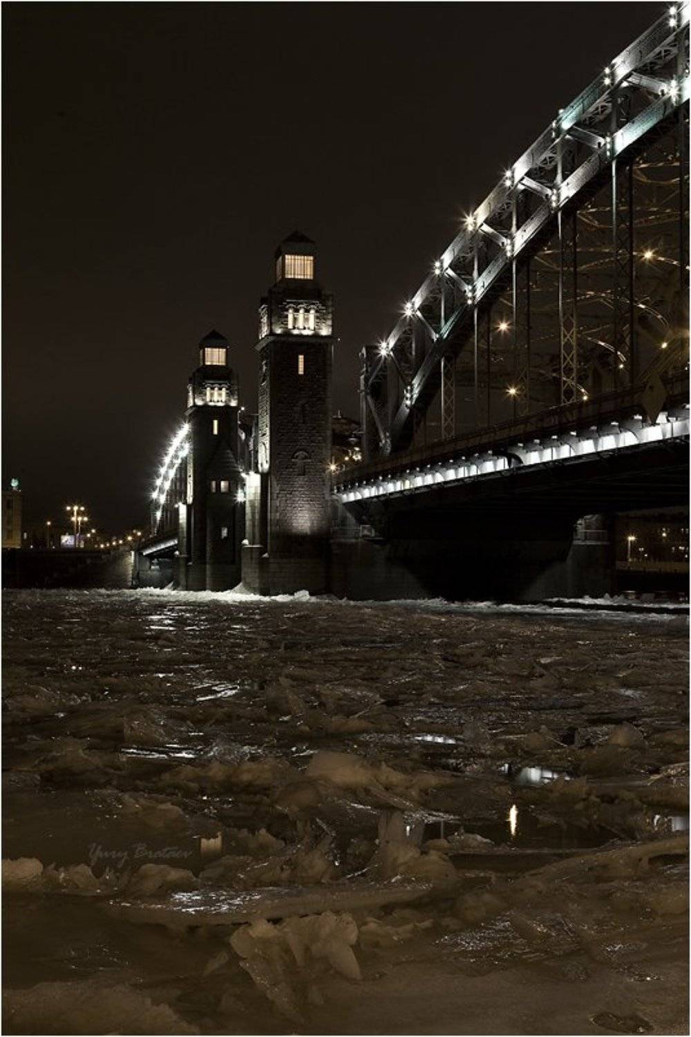 Стражи. Автор: Братаев Юра нева, зима, большеохтинский, мост, Братаев Юра