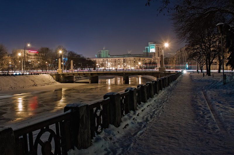 Вечер снег, Город зима Зимний вечерphoto preview