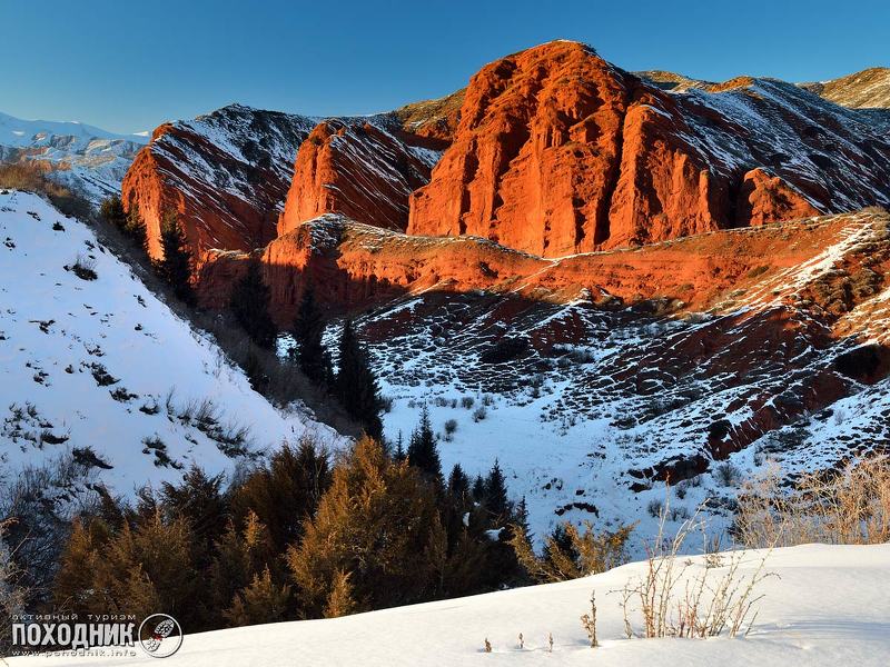 Закат в ущелье Джеты-Огуз, Киргизия, январь-2014photo preview