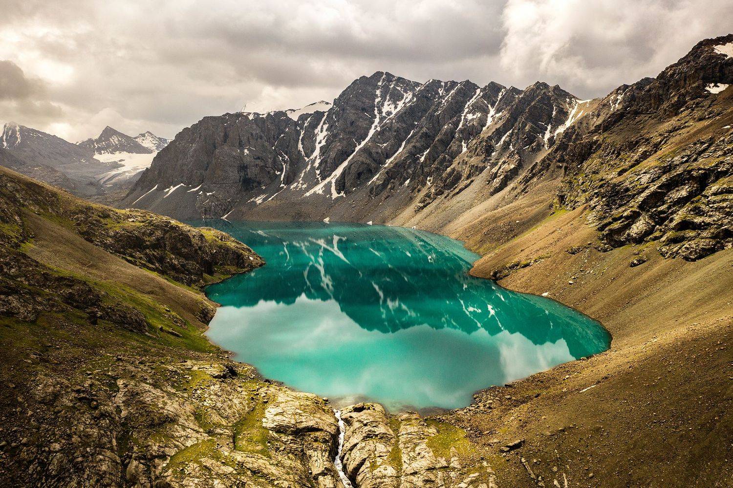 landscape, nature, drone, aerial, mountain, sky, clouds, sun, water, lake, snow, kyrgyzstan, Cs&eacute;pe R&oacute;bert