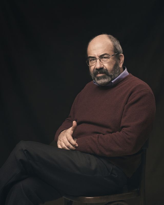 Профессорphoto preview