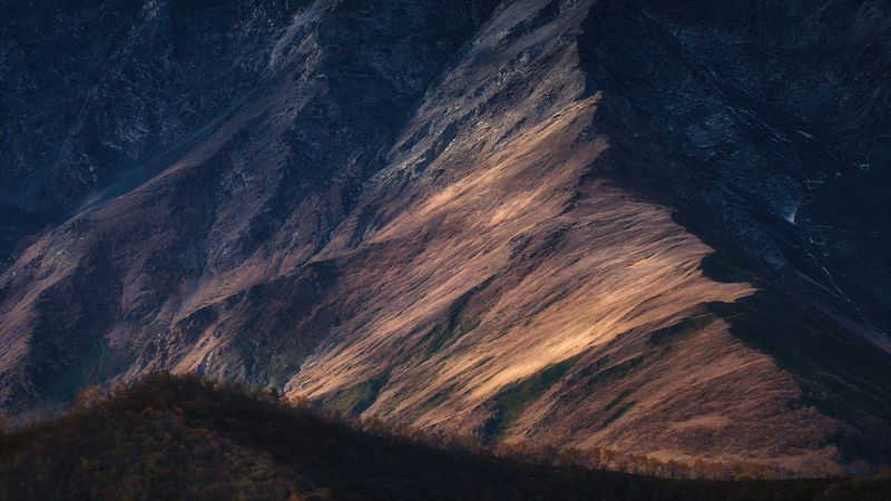 Абстракции гор...photo preview