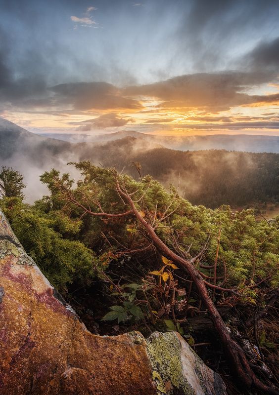 таганай, урал, южный урал, осень, рассвет, утро Легкое касание Осениphoto preview