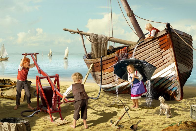 The old fire pump in actionphoto preview