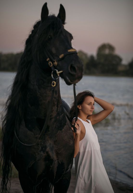 фриз портрет рассвет природа  взглядphoto preview